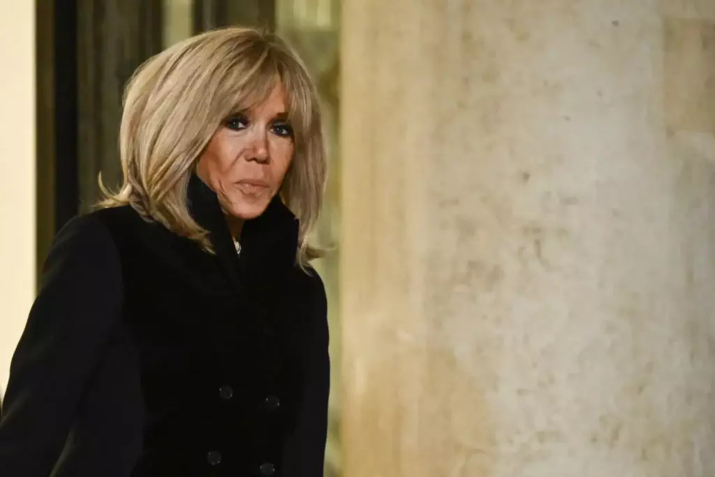 La Première dame de la France Brigitte Macron Ã  l''Elysée le 12 mars 2024 @AFP _ JULIEN DE ROSA
