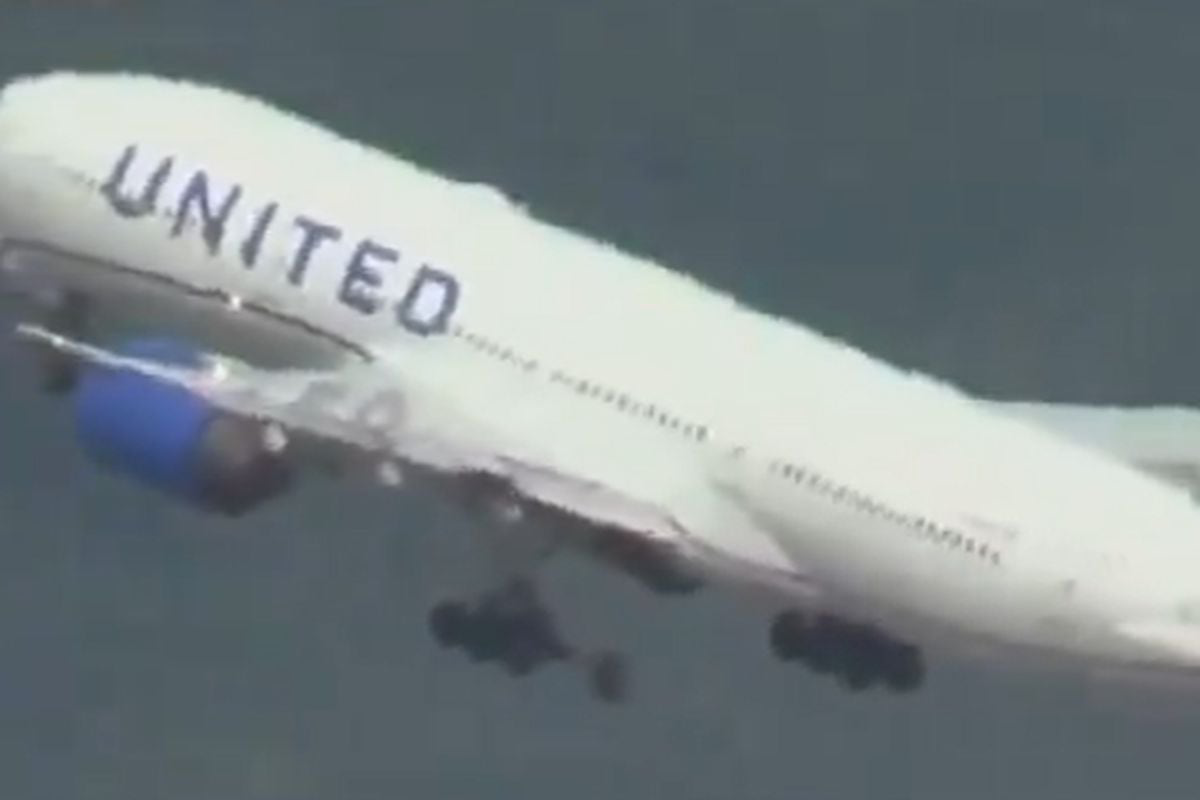 Après avoir perdu une roue pendant son décollage, un Boeing 777 atterrit en urgence aux États-Unis