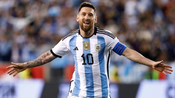 Lionel Messi avec le maillot de l'Argentine