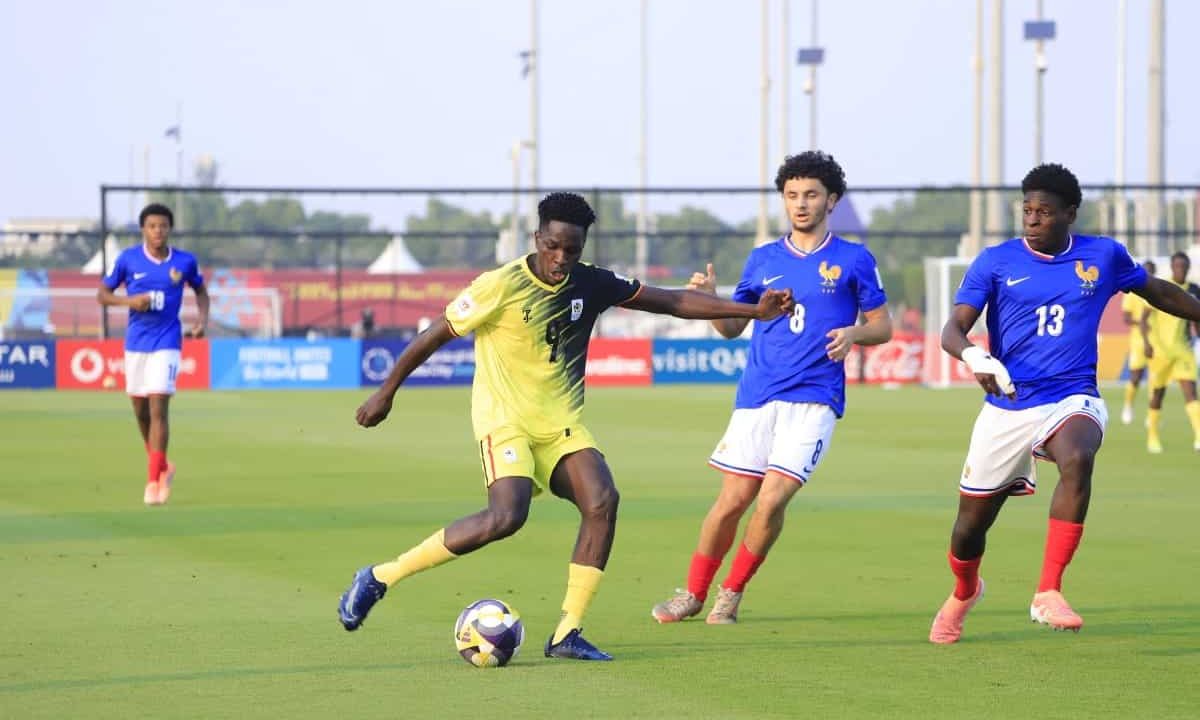 Des joueurs U17 ougandais et français