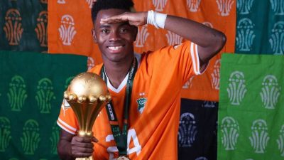 Le milieu offensif ivoirien Simon Adingra