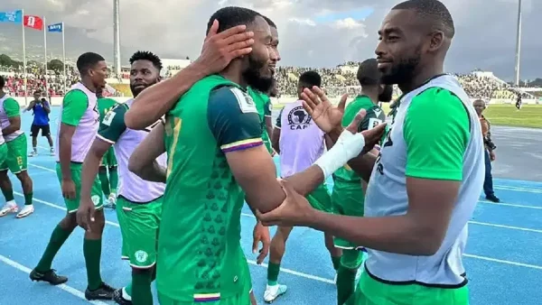 Les joueurs comoriens célèbrent leur victoire