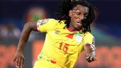 Sessi d'Almeida lors d'un match avec les Écureuils du Bénin
