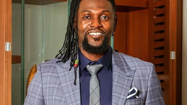Ancien international togolais, Emmanuel Adebayor