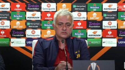 José Mourinho en conférence de presse