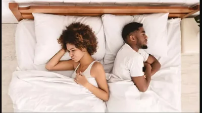 N'éteignez pas l'envie sexuelle de votre partenaire en gâchant l'ambiance avec une conversation inutile et inopportune [iStock]