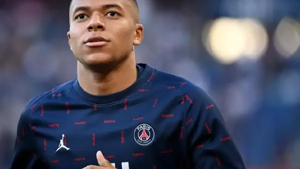 Kylian Mbappé sous le maillot du PSG