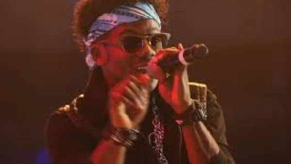 L'artiste nigérian, Koredo Bello