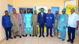 Joseph Djogbénou avec une délégation de la FCBE