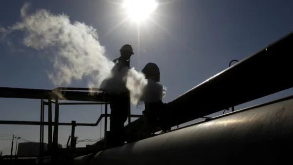 Pétrole: la Libye rouvre ses portes aux compagnies étrangères, mais peine à séduire