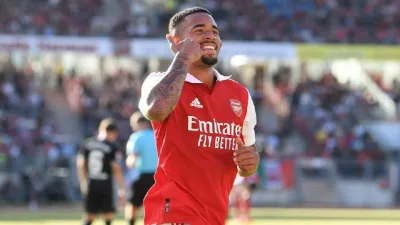 Gabriel Jesus célébre sa réalisation avec Arsenal