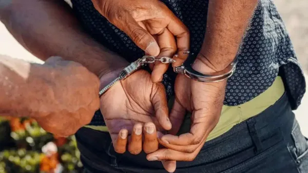 Bénin : Interpol interpelle trois fugitifs internationaux - Afrique sur 7
