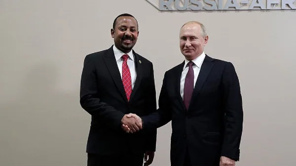 Le Premier ministre éthiopien Abiy Ahmed et le président russe Vladimir poutine