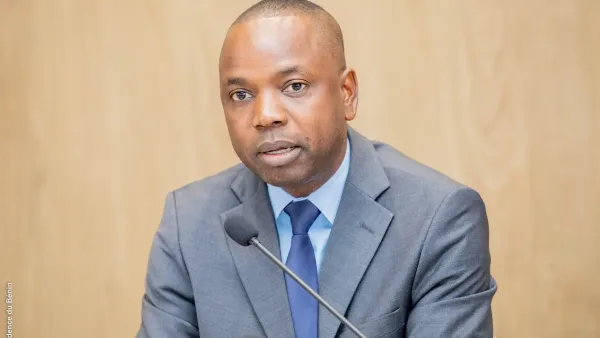 Aristide Médenou, Ministre de l’Économie et des Finances, chargé de la coopération
