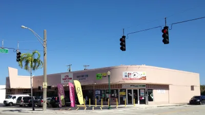 Vue du centre-ville d’Opa-locka, dans le comté de Miami-Dade en Floride