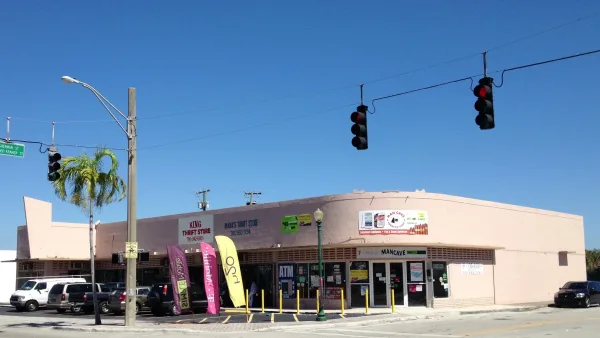 Vue du centre-ville d’Opa-locka, dans le comté de Miami-Dade en Floride
