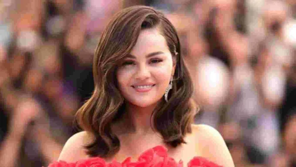 Selena Gomez @ capture d'écran eonline
