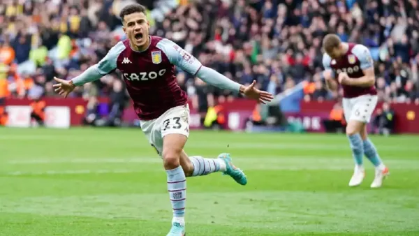 Philippe Coutinho lors de son retour au Brésil, célébrant son transfert.