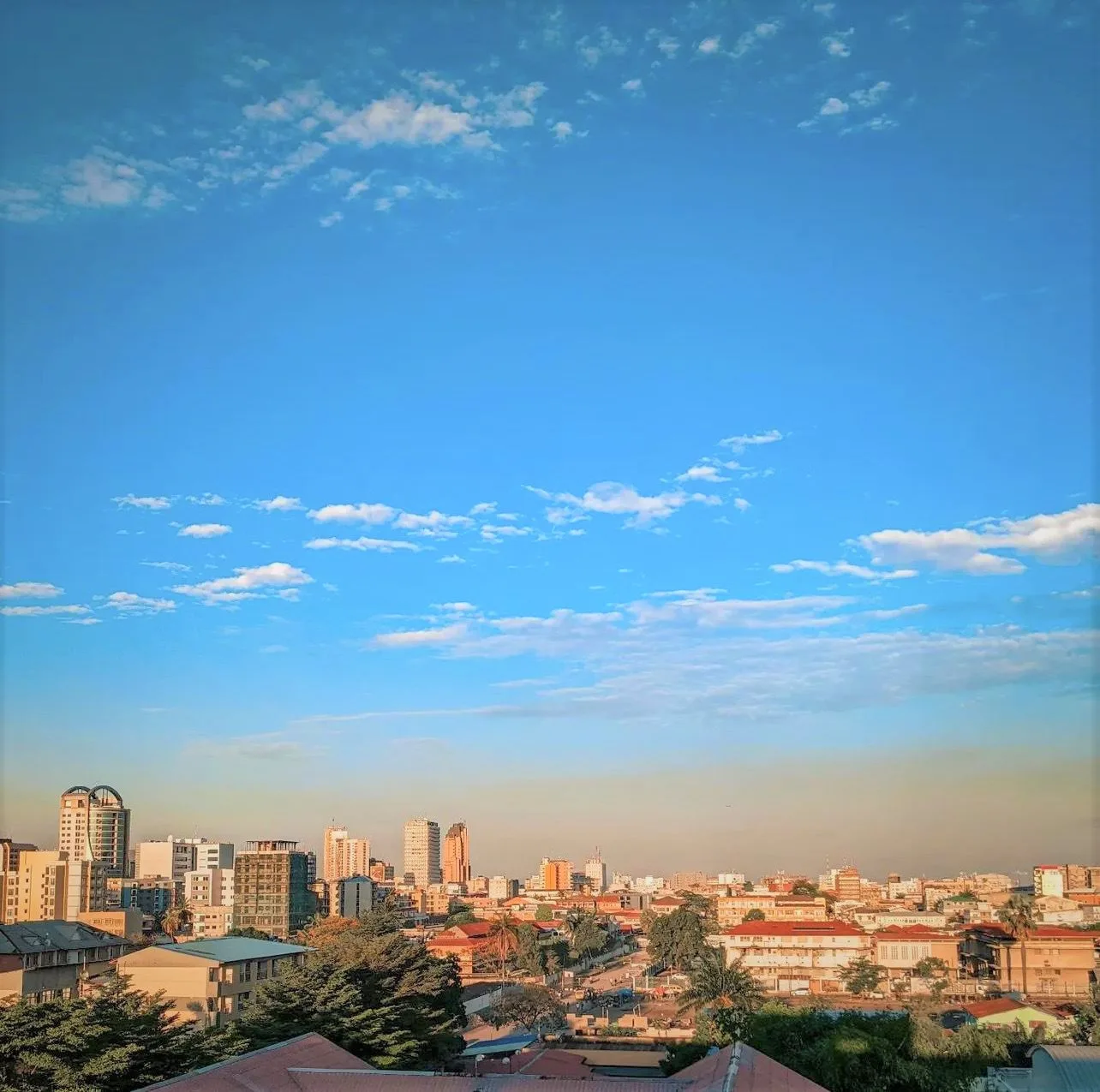 Vue generale de quartier de la Gombe a Kinshasa, capitale de la Republique democratique du Congo