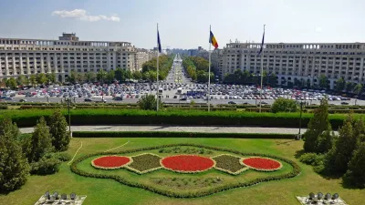Place de la Constitution à Bucarest