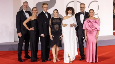 May el-Toukhy et la distribution de Woman Unknown à la Mostra de Venise 2026