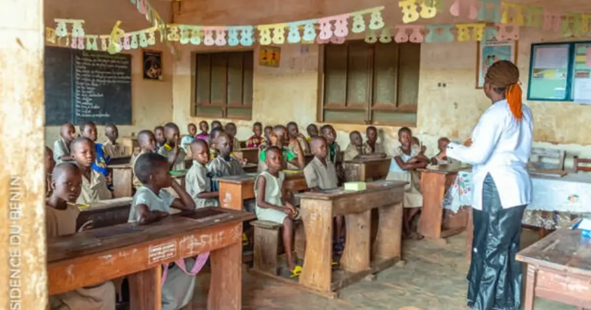 Back to School in Benin: The Viral Anti-Harassment Exercise on TikTok to Try with Your Child