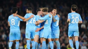 Les joueurs de Manchester City qui célèbrent un but en Premier League