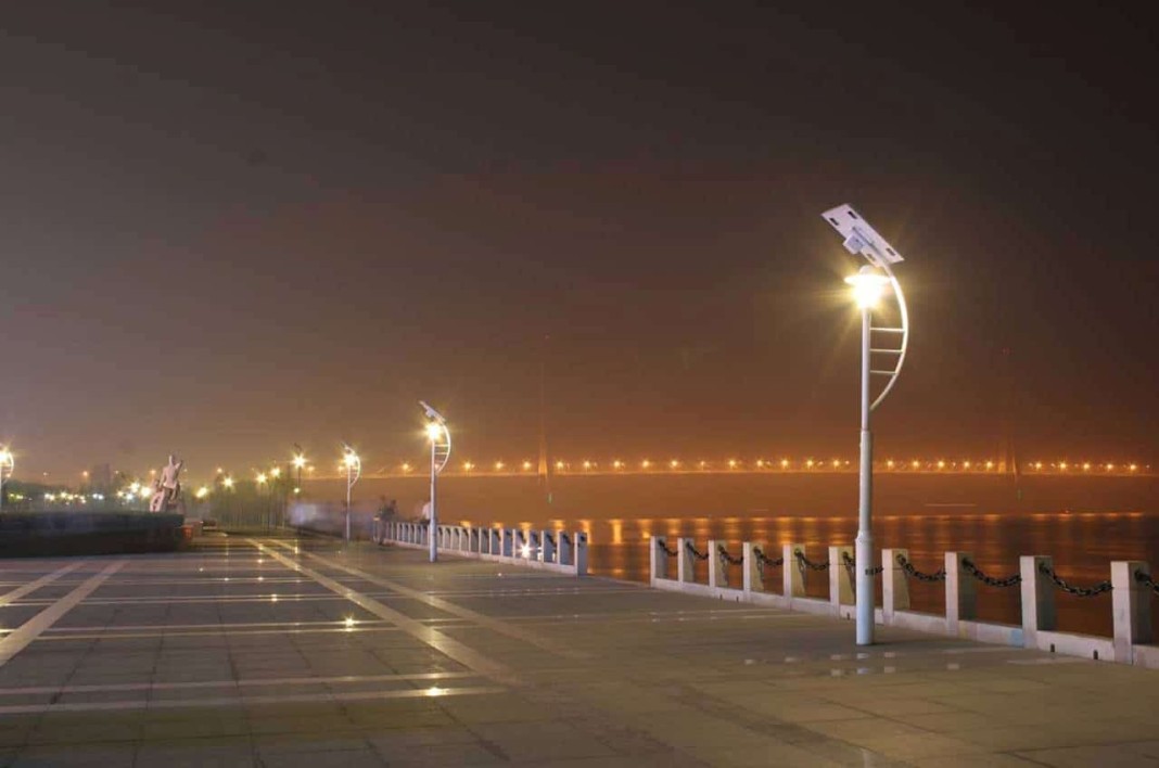 Eclairage public - Lampadaire solaire