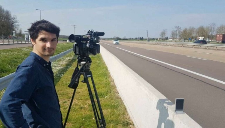 Le corps du journaliste Frédéric Leclerc-Imhoff, tué en Ukraine, rapatrié en France Le corps du journaliste Frédéric Leclerc-Imhoff, tué en Ukraine, rapatrié en France