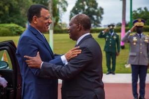 Les présidents Mohamed Bazoum et Alassane Ouattara