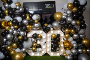 Canal+ célèbre ses 30 ans avec le décodeur Ã  5000 F et pleins de surprise