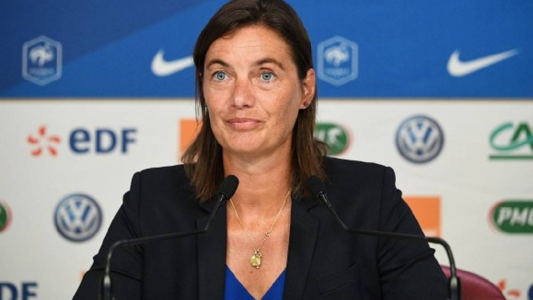 Corinne Diacre, sélectionneuse de l'équipe féminine de la France