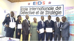 Bénin : les étudiants de la promotion Espoir 2022 de l'EIDS reçoivent leurs parchemins