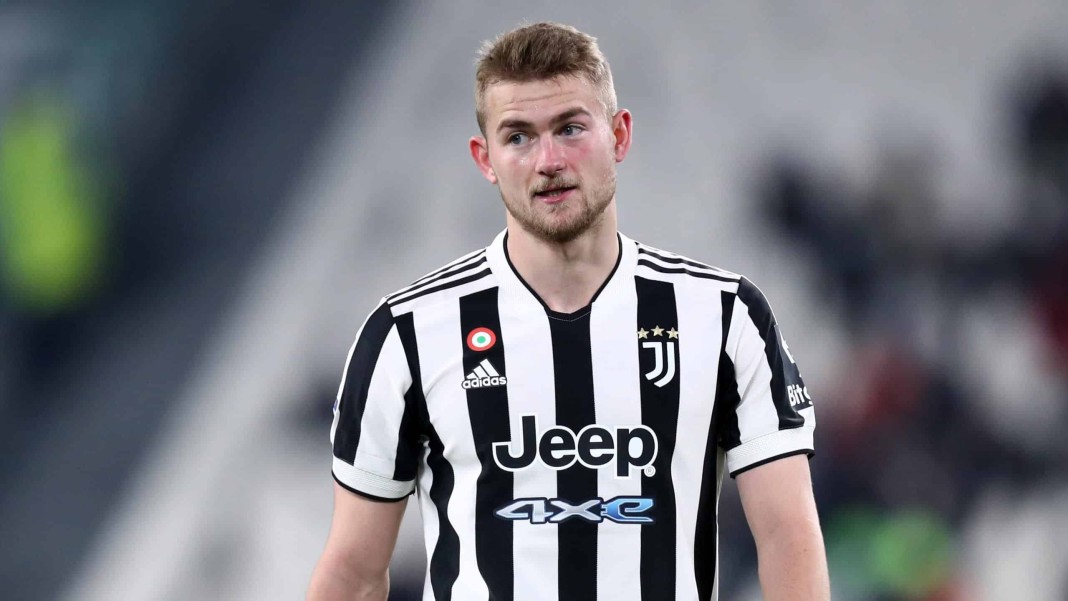 Matthijs de Ligt avec le maillot de la Juventus