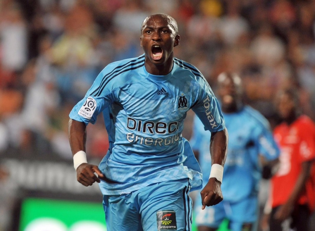 Stéphane Mbia lors d'un match avec son club