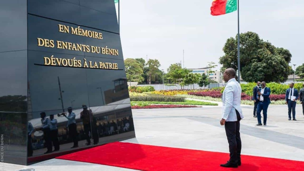 monument aux dévoués de la république