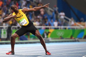 Usain Bolt exécutant sa célèbre célébration sous les couleurs de la JamaÃ¯que