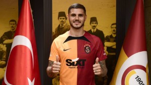 Mauro Icardi avec le maillot de Galatasaray