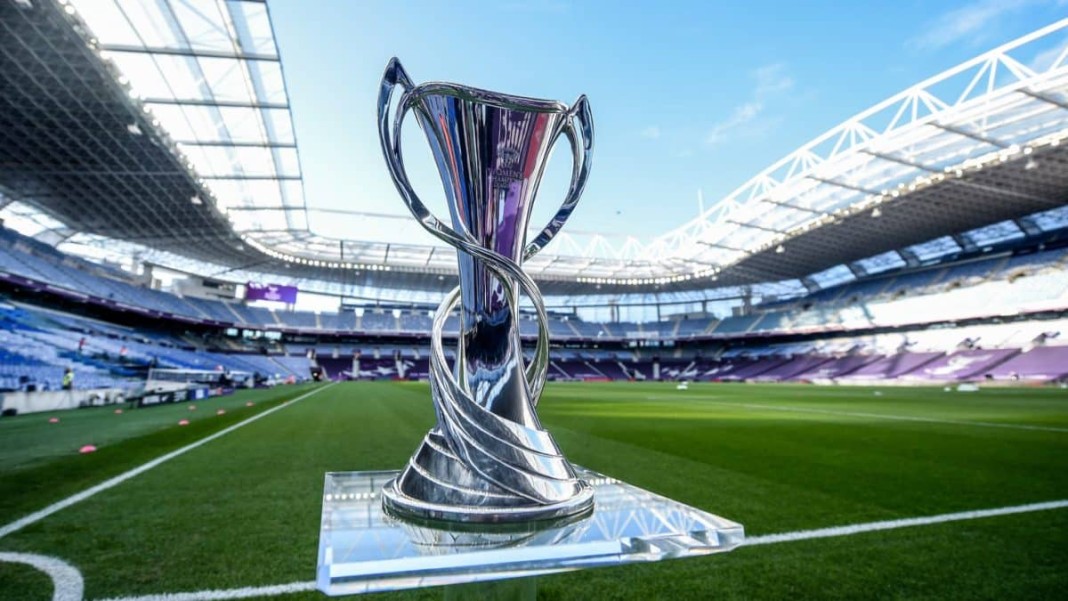 Le trophée de la Ligue des champions feminine