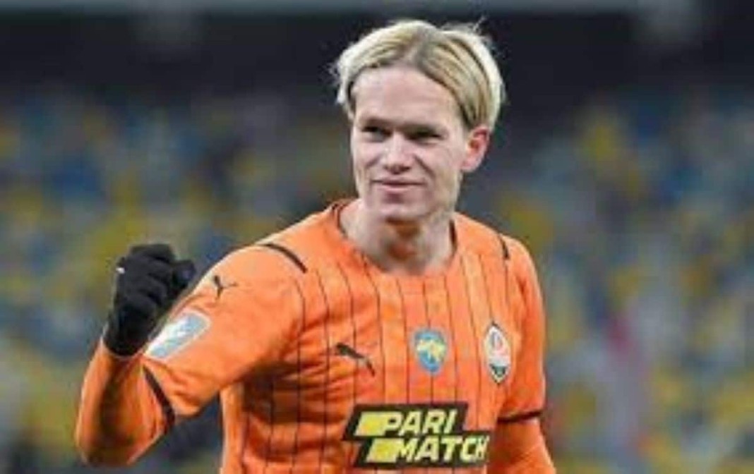 Mikhail Mudryk lors d'un match avec le Chakhtar Donetsk