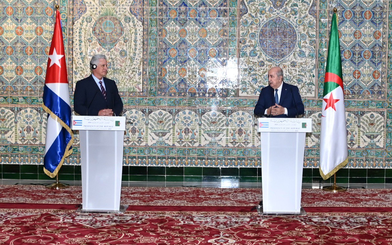 Le président algérien, Abdelmadjid Tebboune et homologue cubain, Miguel Diaz-Canel Bermudes Ã  Alger, Novembre 2022.