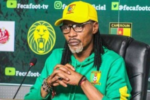 Rigobert Song, sélectionneur du cameroun en conférence de presse