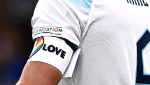 Brassard "One Love"