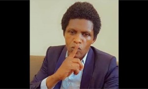 Le journaliste camerounais Martinez Zogo a été retrouvé mort, ce dimanche 22 janvier. L'animateur et directeur de la radio Amplitude FM avait été enlevé, le mardi 17 janvier, devant un poste de gendarmerie, Ã  Yaoundé.