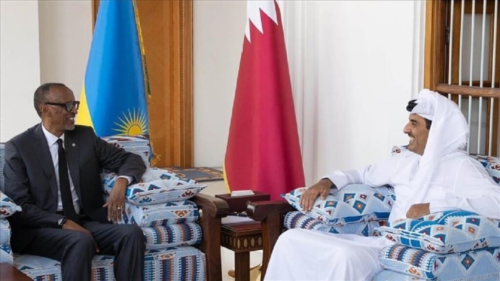 L'émir du Qatar et le président Rwandais Paul Kagame @ AA