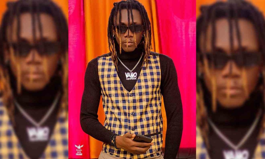 Vano Baby, artiste rappeur béninois @ Blue diamond