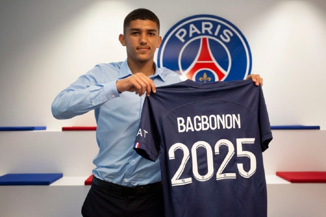 Ethan Bagbonon signe un contrat stagiaire au PSG