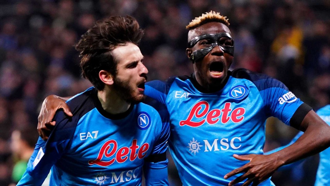 les joueurs de Naples, victor osimhen et Khvicha Kvaratshkelia