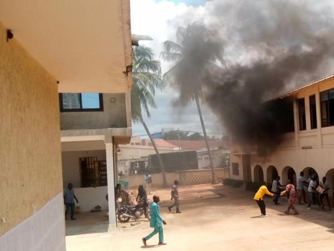 Incendie Ministère de la fonction publique Togo