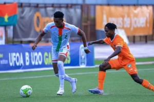 Des joueurs U20 du Burkina Faso et de la Côte d'Ivoire